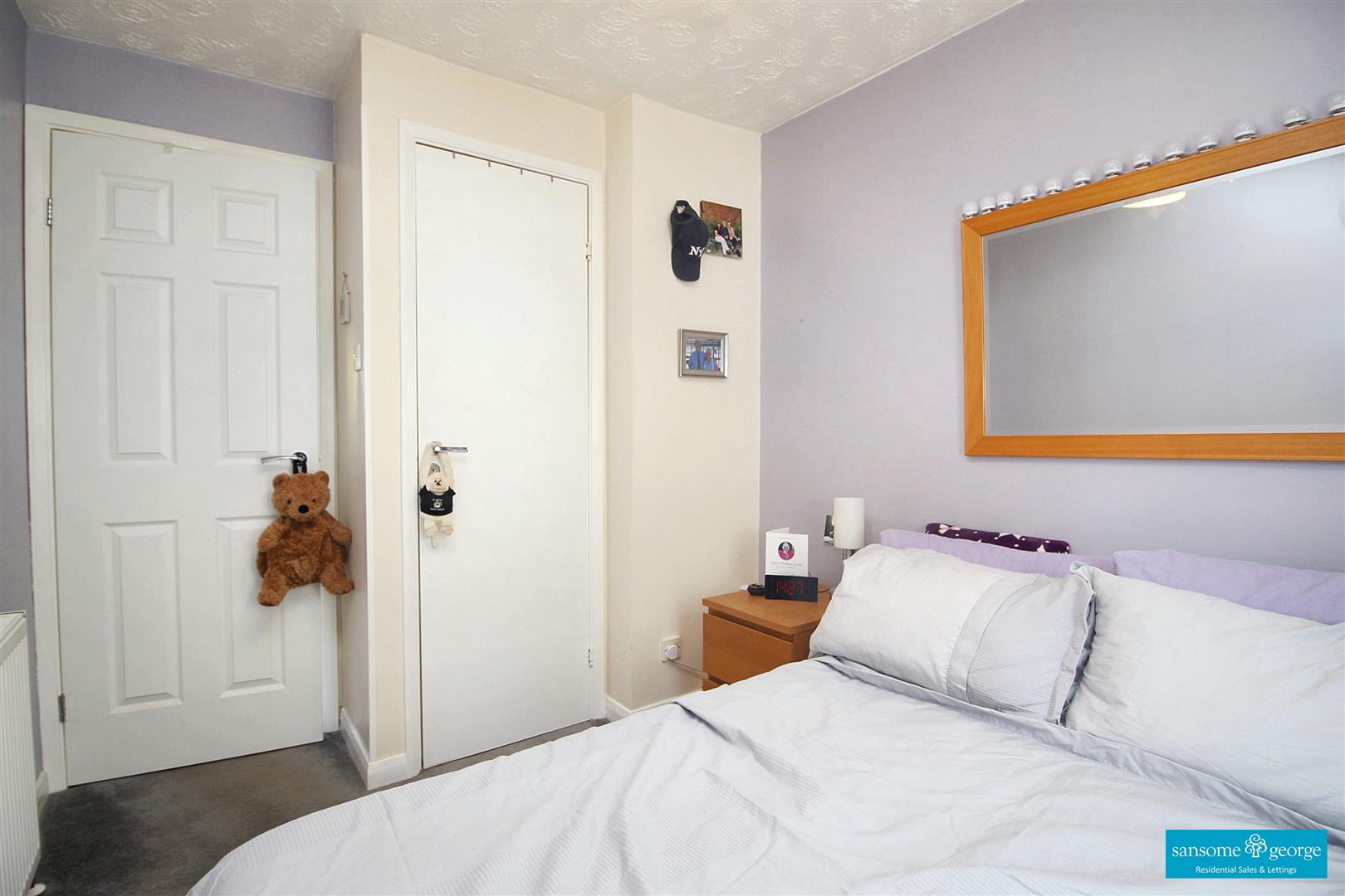 Sweet Briar Drive, Calcot, Reading